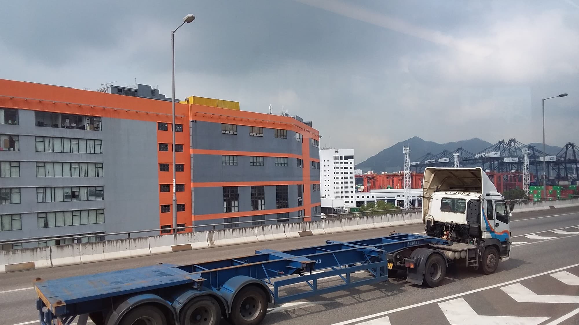 華潤物流中心(多倉多點)